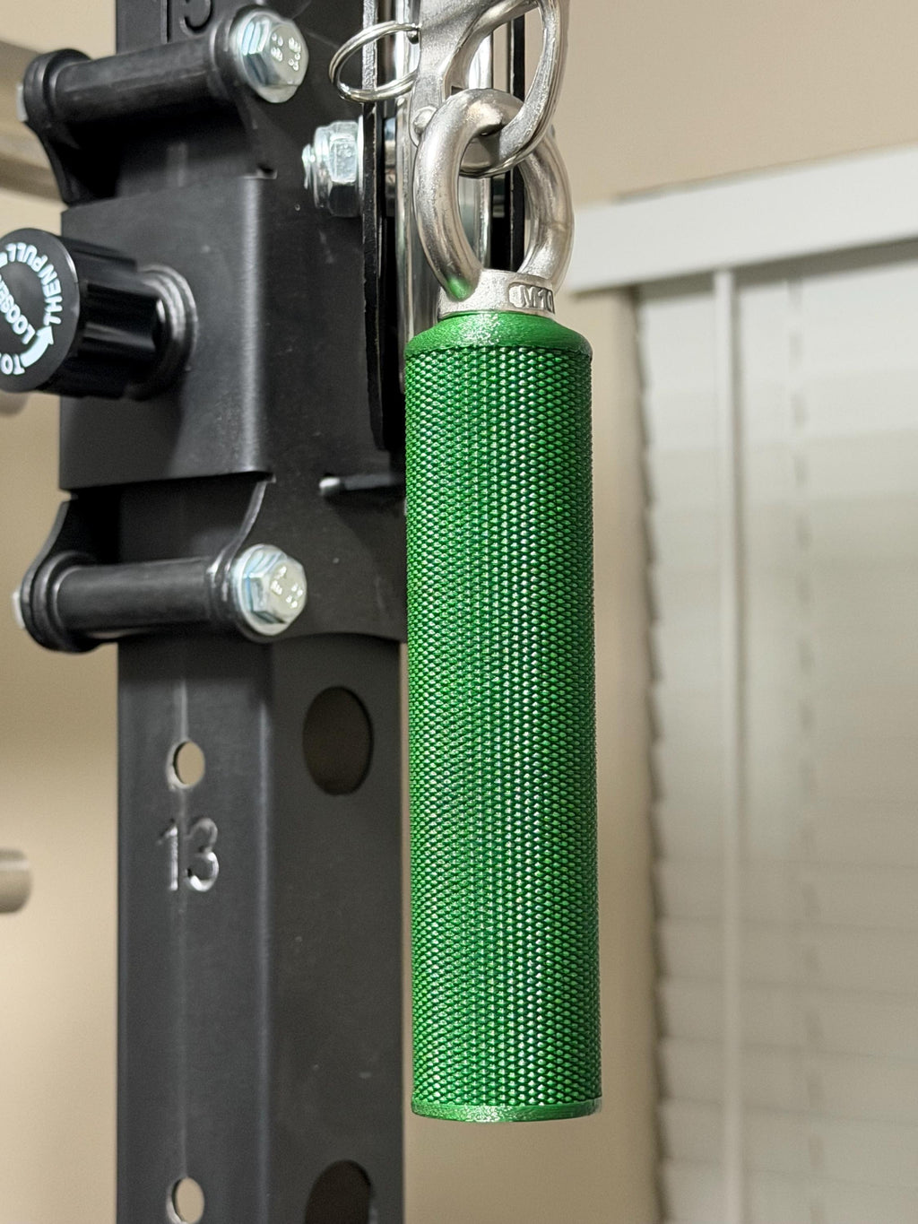 5” Dagger - 33mm knurled  iso handle